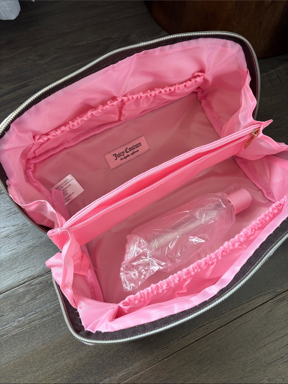 juicy Couture  Train Case,handle & zipper top,velvet feel,Juicy Rhinestone Logo - Picture 3 of 10